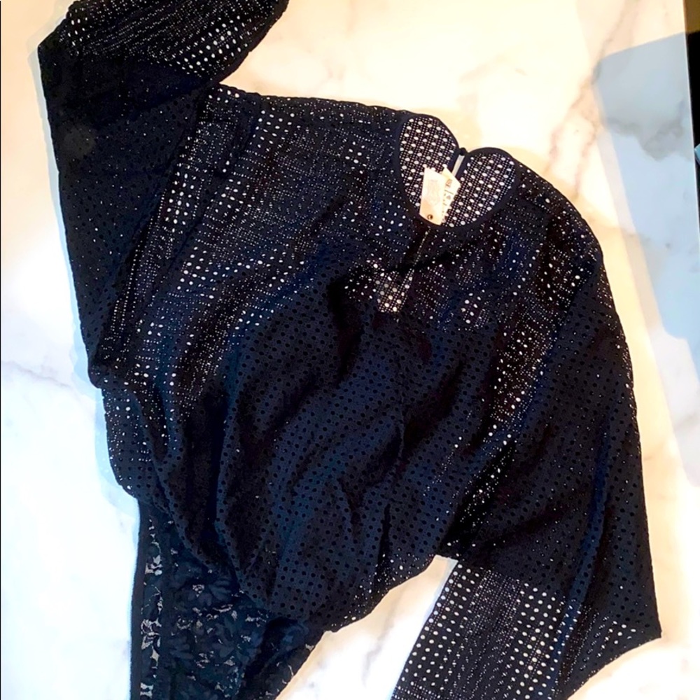 Crew neck, long sleeve, body suit